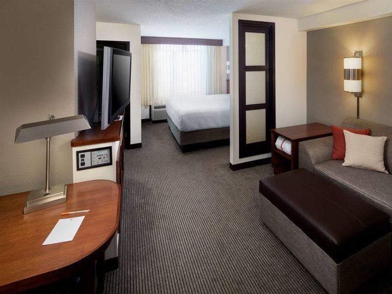 Hyatt Place Roanoke Airport / Valley View Mall Hotel Ngoại thất bức ảnh