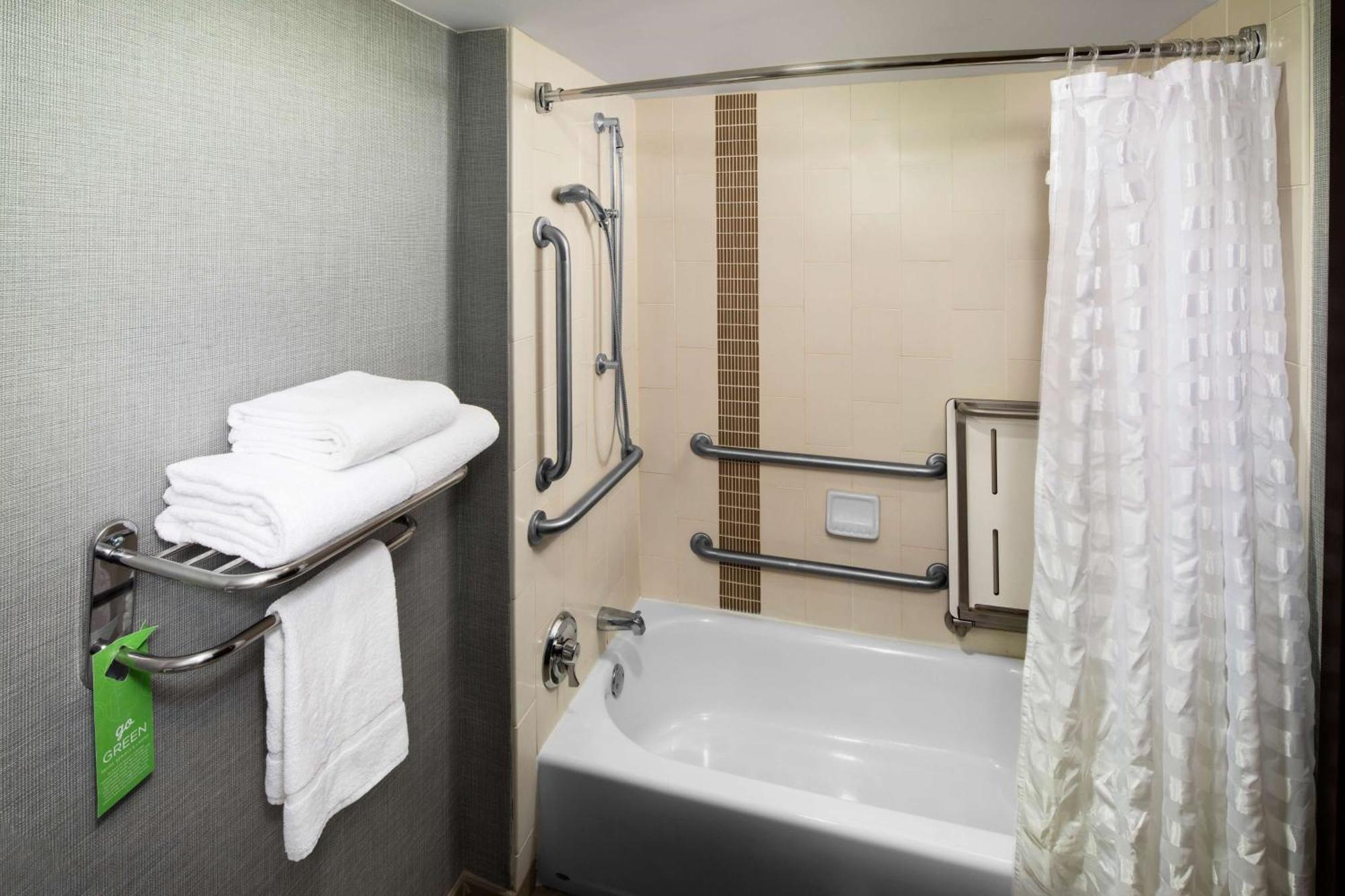 Hyatt Place Roanoke Airport / Valley View Mall Hotel Ngoại thất bức ảnh